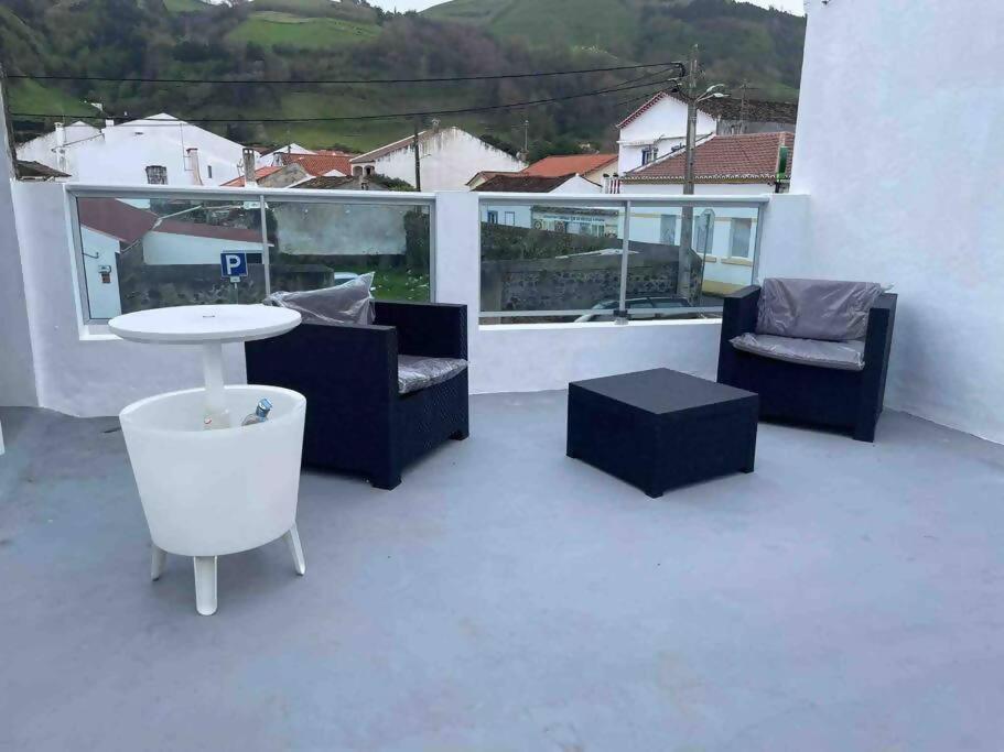 Alvarenga House Holiday home